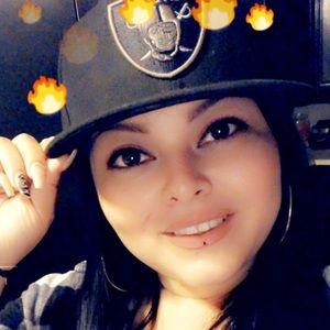 Meet your Posher, Esther